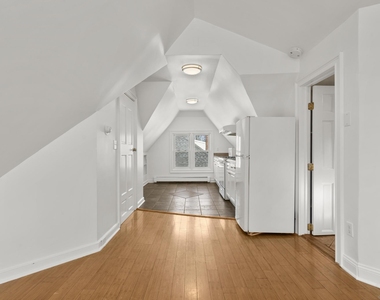 48 Lockwood Avenue - Photo Thumbnail 6