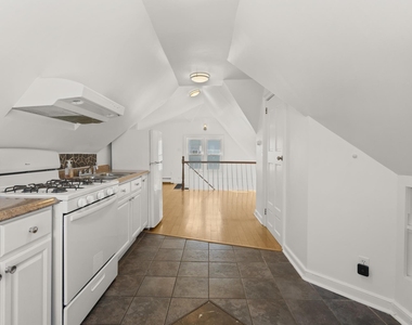 48 Lockwood Avenue - Photo Thumbnail 8
