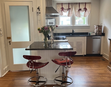 46 Parkway - Photo Thumbnail 9