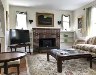 46 Parkway - Photo Thumbnail 5