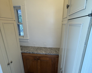 125 Columbia Street - Photo Thumbnail 16