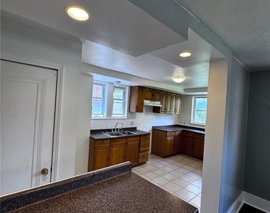 2308 Starkamp St - Photo Thumbnail 5