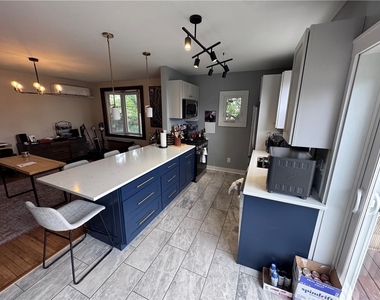 1524 Warren St - Photo Thumbnail 9