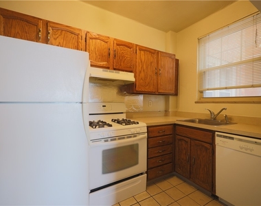 144 N Dithridge St - Photo Thumbnail 11