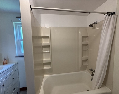 809 Carbon Rd - Photo Thumbnail 32