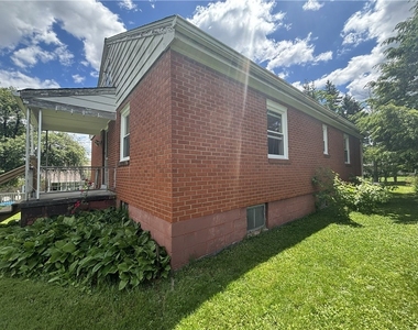 809 Carbon Rd - Photo Thumbnail 7