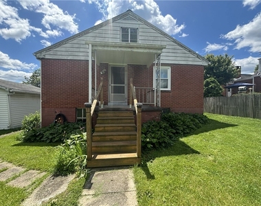 809 Carbon Rd - Photo Thumbnail 6