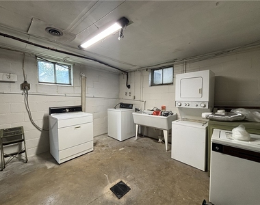 809 Carbon Rd - Photo Thumbnail 47