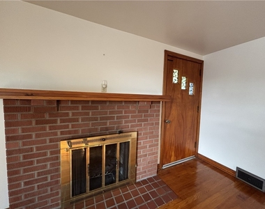 809 Carbon Rd - Photo Thumbnail 24