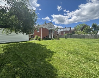 809 Carbon Rd - Photo Thumbnail 4