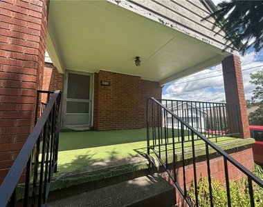 809 Carbon Rd - Photo Thumbnail 1
