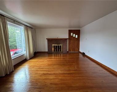 809 Carbon Rd - Photo Thumbnail 21