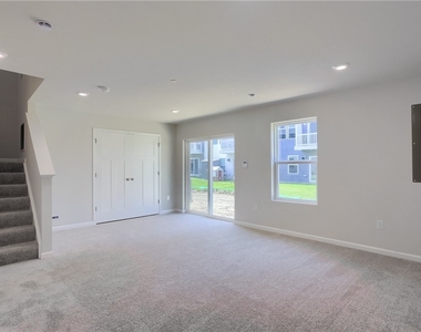 311 Alliance Drive - Photo Thumbnail 1