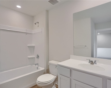 311 Alliance Drive - Photo Thumbnail 21