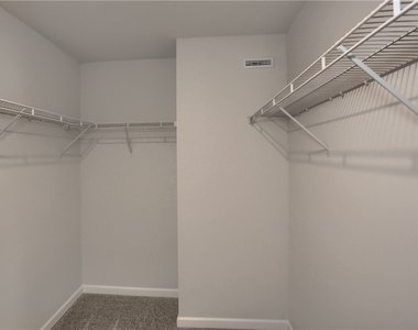 311 Alliance Drive - Photo Thumbnail 27
