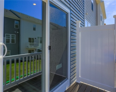 311 Alliance Drive - Photo Thumbnail 5