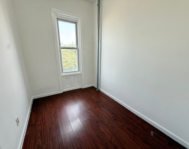 228 Covert Street - Photo Thumbnail 18