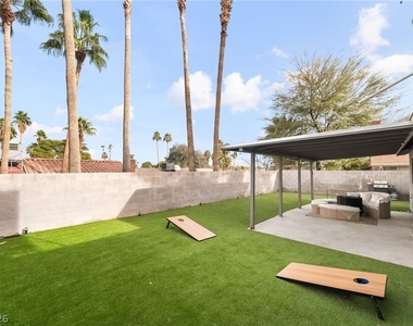 3138 Belvedere Drive - Photo Thumbnail 30