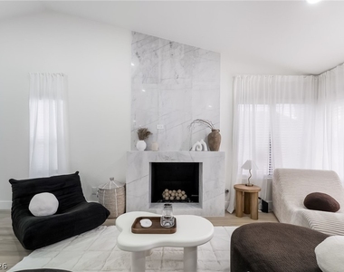 3138 Belvedere Drive - Photo Thumbnail 6
