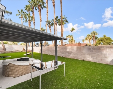 3138 Belvedere Drive - Photo Thumbnail 27