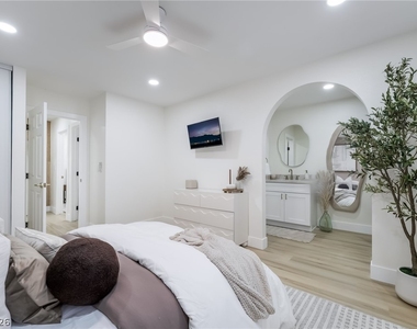 3138 Belvedere Drive - Photo Thumbnail 17
