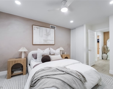 3138 Belvedere Drive - Photo Thumbnail 18