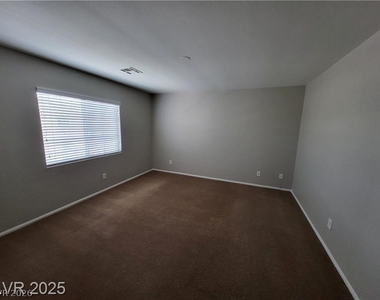 7531 Redwood Point Street - Photo Thumbnail 7