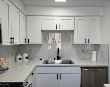 5080 Indian River Drive - Photo Thumbnail 9