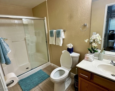 9580 W Reno Avenue - Photo Thumbnail 14