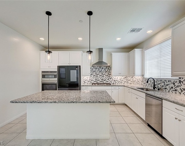 185 Lilt Avenue - Photo Thumbnail 16