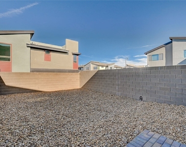 2374 San Siro Street - Photo Thumbnail 37