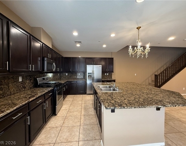 2353 Corte Pescado Street - Photo Thumbnail 9