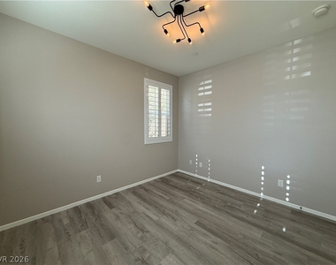 2353 Corte Pescado Street - Photo Thumbnail 10
