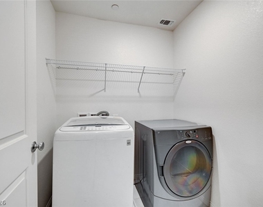 8454 Vacarez Drive - Photo Thumbnail 41