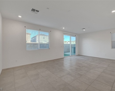8454 Vacarez Drive - Photo Thumbnail 8
