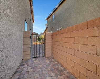 8454 Vacarez Drive - Photo Thumbnail 58