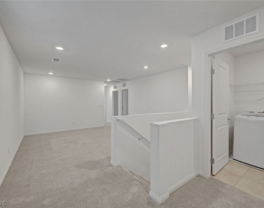8454 Vacarez Drive - Photo Thumbnail 27
