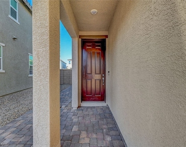 8454 Vacarez Drive - Photo Thumbnail 2