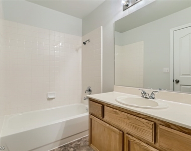 8717 Texas Bronco Avenue - Photo Thumbnail 17