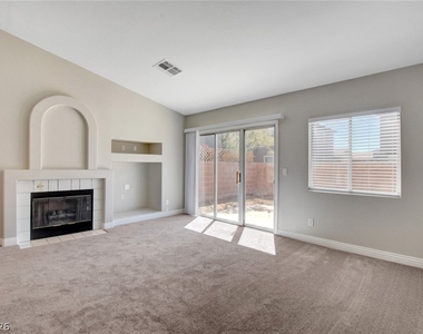 1855 Grand Prairie Avenue - Photo Thumbnail 12