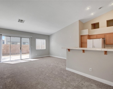 1855 Grand Prairie Avenue - Photo Thumbnail 8
