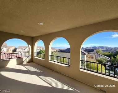 12281 Terrace Verde Avenue - Photo Thumbnail 19