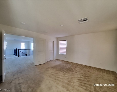 12281 Terrace Verde Avenue - Photo Thumbnail 13
