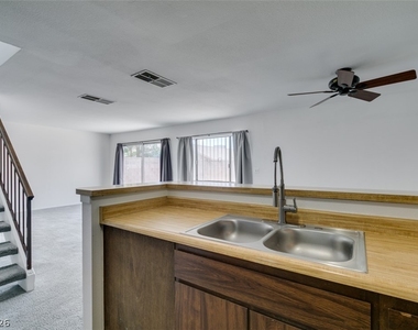 4335 Galore Avenue - Photo Thumbnail 23