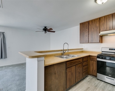 4335 Galore Avenue - Photo Thumbnail 22