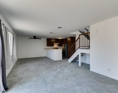 4335 Galore Avenue - Photo Thumbnail 9