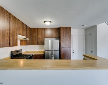 4335 Galore Avenue - Photo Thumbnail 18