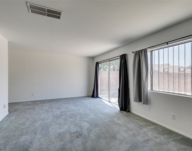 4335 Galore Avenue - Photo Thumbnail 4