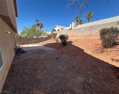 1813 Battle Born Drive - Photo Thumbnail 33