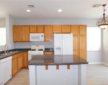 6444 Raven Hall Street - Photo Thumbnail 10
